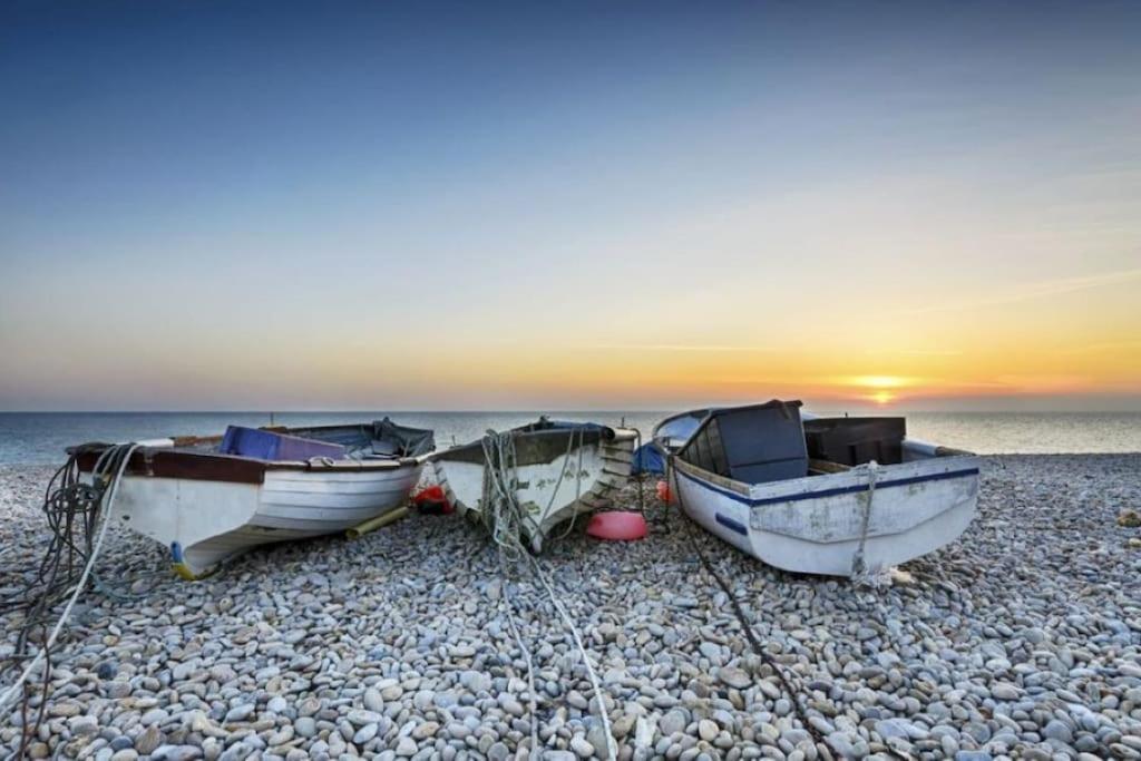 Luxurious Beach House Chesil Beach. Sleeps 6 캐슬타운 외부 사진